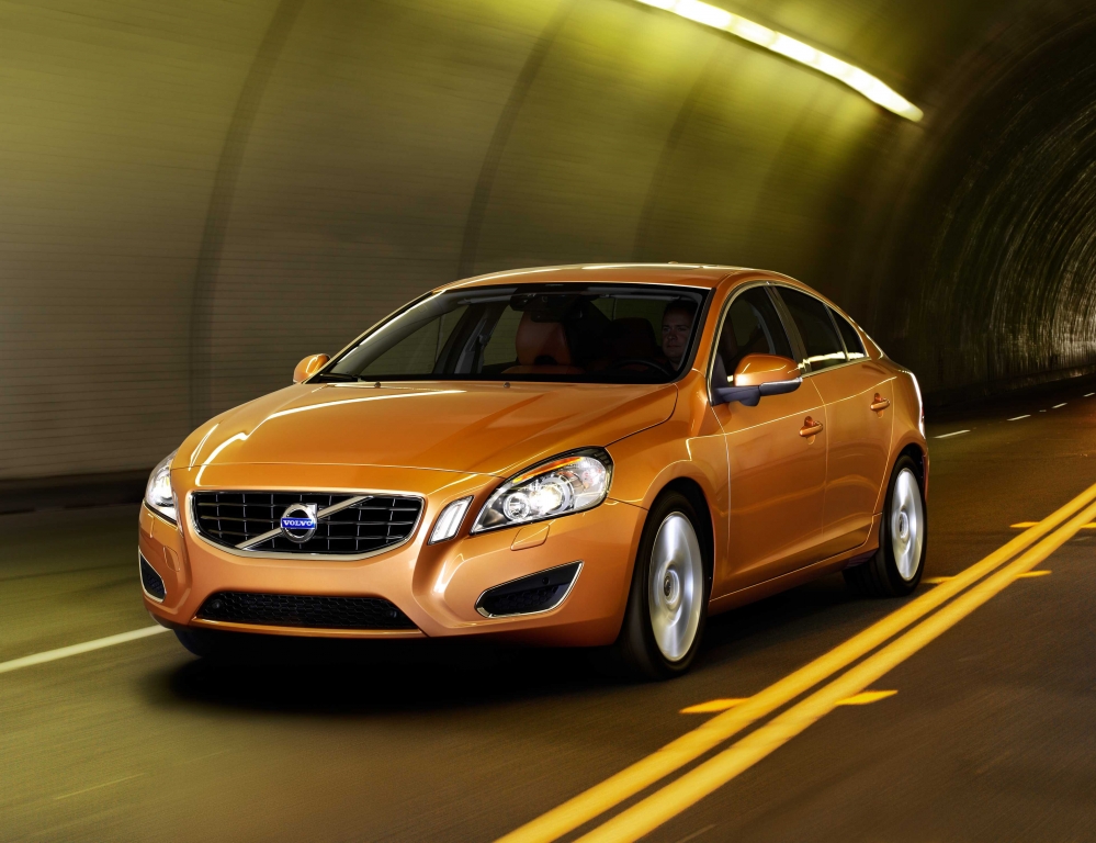 Volvo S60: Schwedenstahl im Fluss 