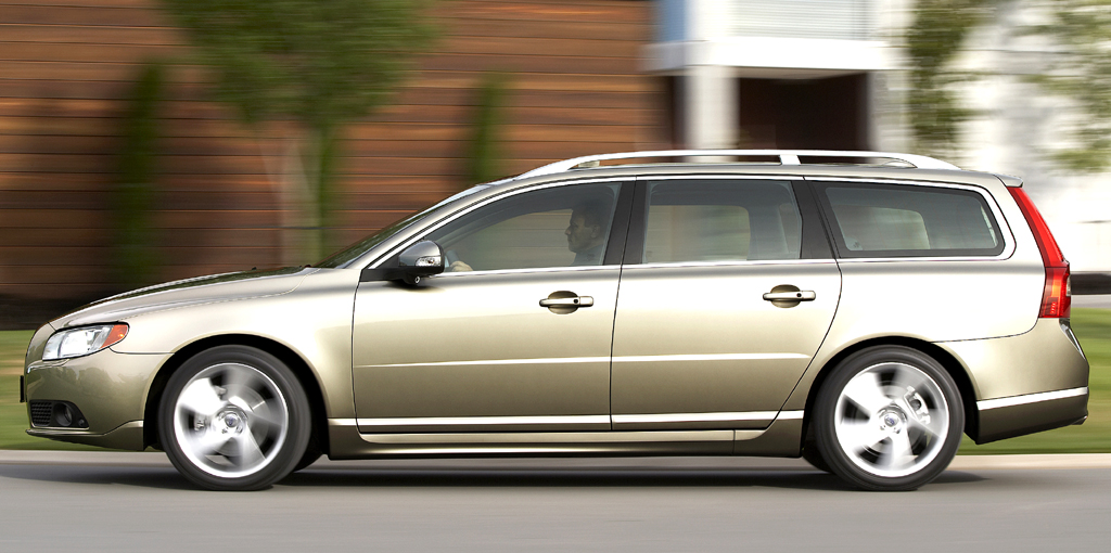 Volvo V70: Seitenansicht. 