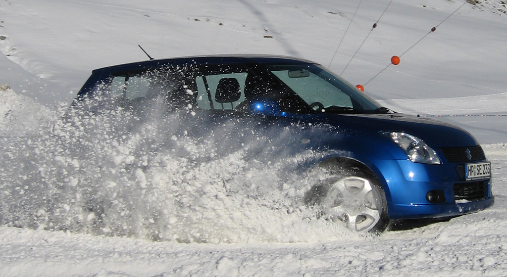 Winter und Allrad passen beim japanischen Kleinwagen-Hersteller Suzuki zusammen. 