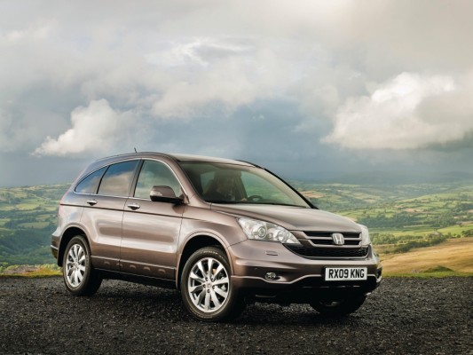 AMI 2010 Leipzig: Honda präsentiert CR-Z Hybrid-Sportcoupé, überarbeiteten CR-V und Motorräder