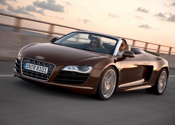 Audi R8 Spyder: Nach oben offen 