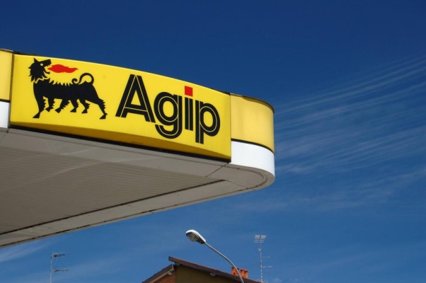 Aus Agip wird Eni – aber der Feuer speiende Hund bleibt