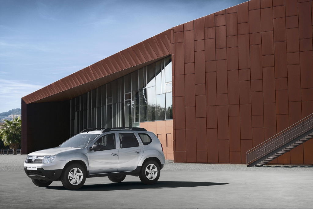 Auto Mobil International 2010: Dacia Duster feiert Deutschlandpremiere auf der AMI in Leipzig