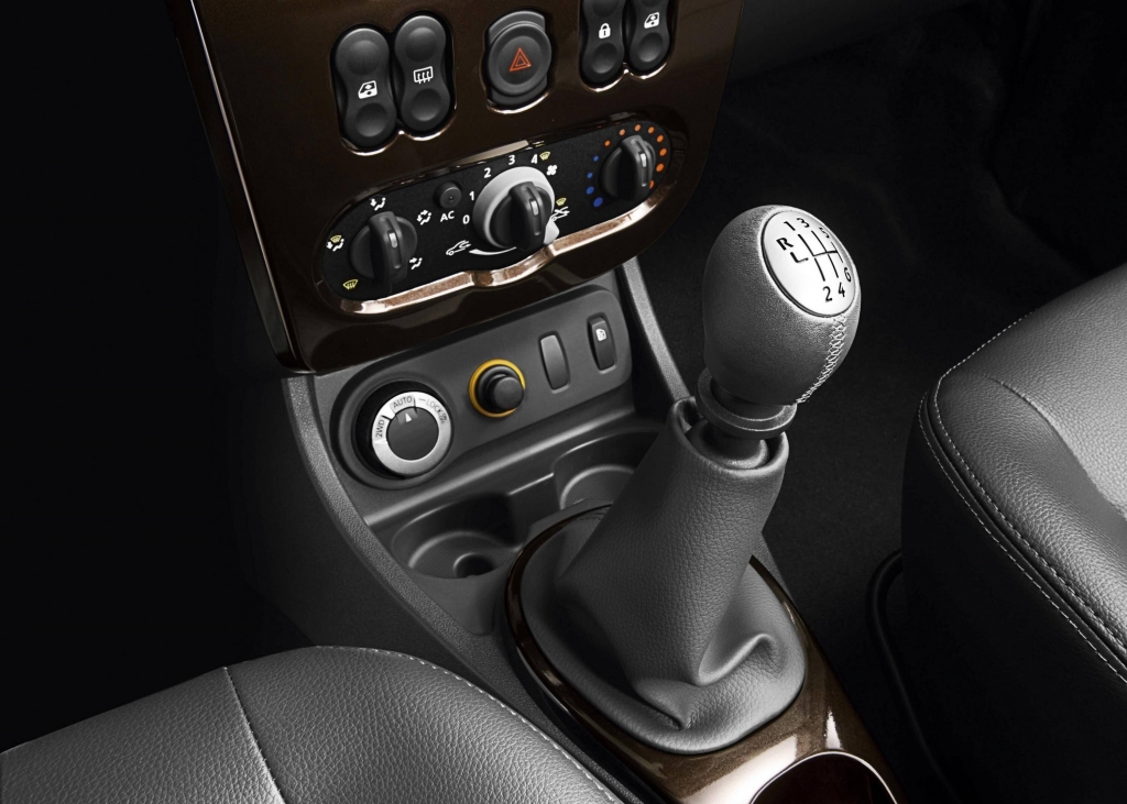Auto Mobil International 2010: Dacia Duster feiert Deutschlandpremiere auf der AMI in Leipzig