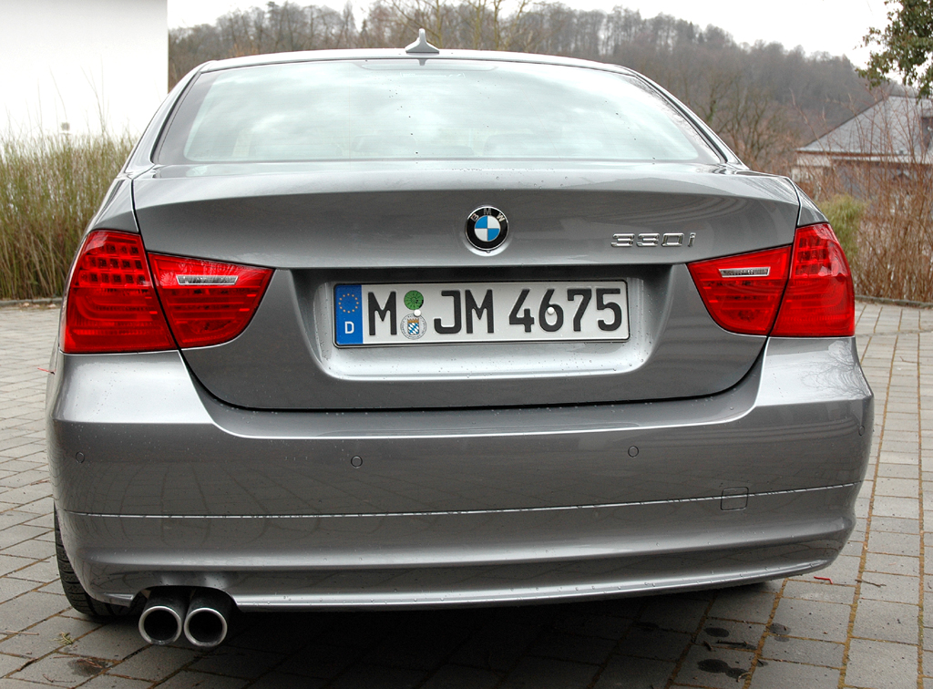 BMW 3er Allrad: Heckansicht. 