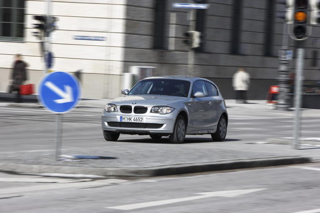 BMW Brennstoffzellen-Hybrid: Sauber durch die Stadt, schnell über Land 