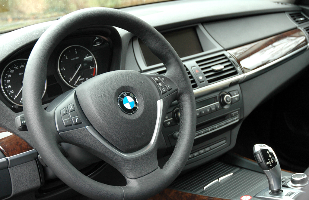 BMW X5: Blick ins Cockpit.
