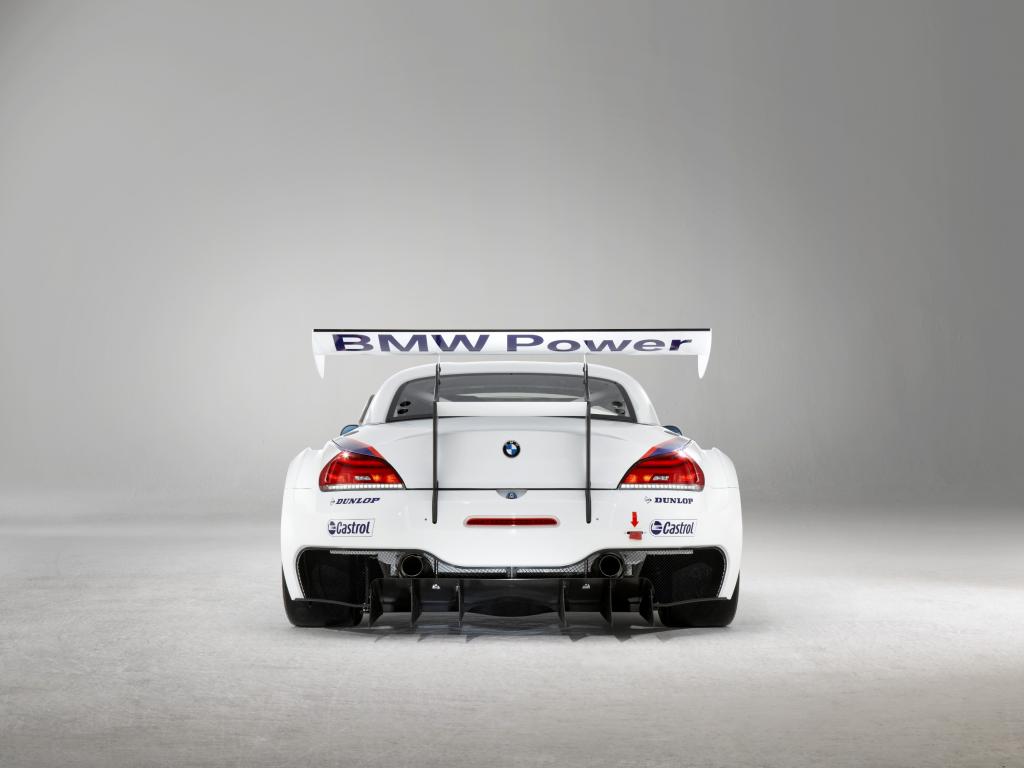 BMW liefert die ersten Z 4 GT3 an Kundenteams aus