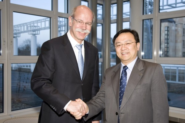 Daimler und BYD fördern Elektromobilität 