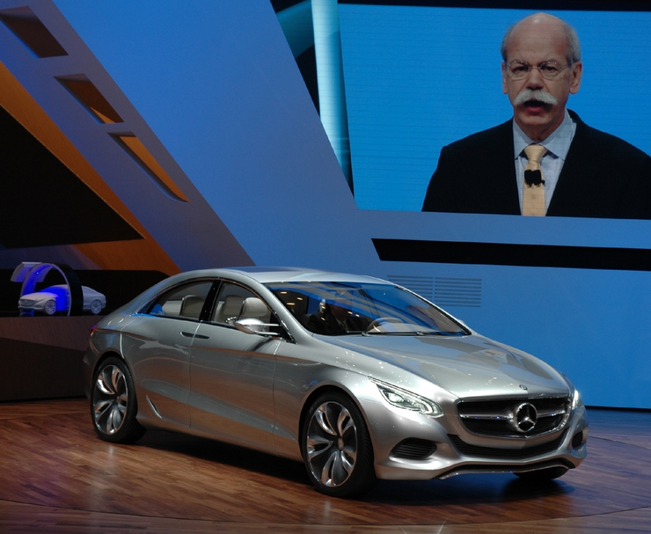 Das neue Mercedes-Forschungsfahrzeug F800 Style.