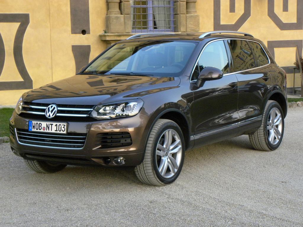 Exclusive-Ausstattungen für Volkswagen Touareg ab sofort bestellbar