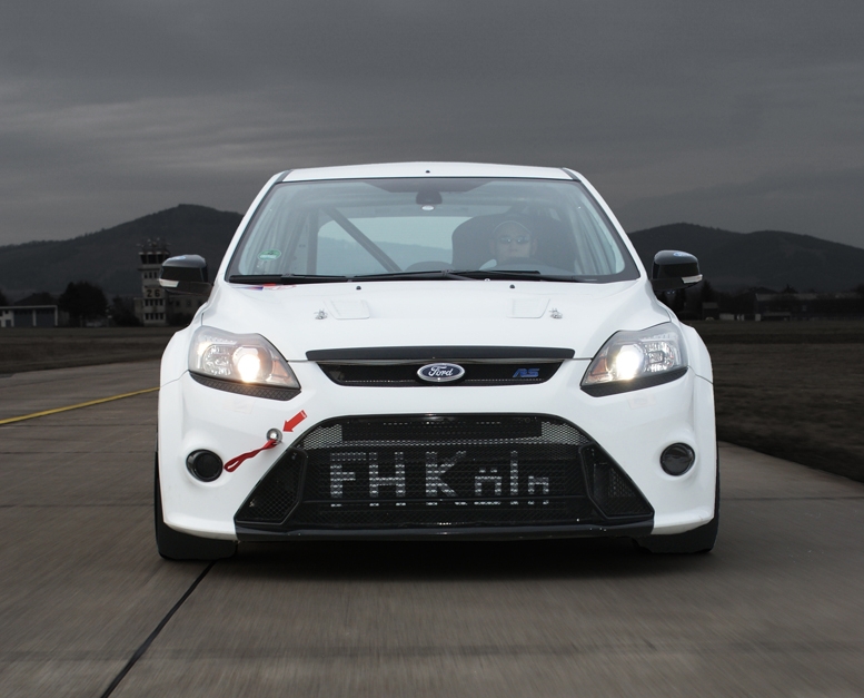 FH Köln baut Ford Focus RS für 24-Stunden-Rennen auf