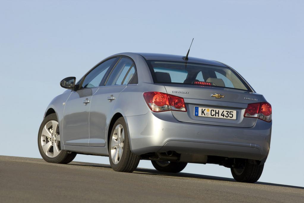 Fahrbericht Chevrolet Cruze: Stufenheck-Astra für Sparfüchse 