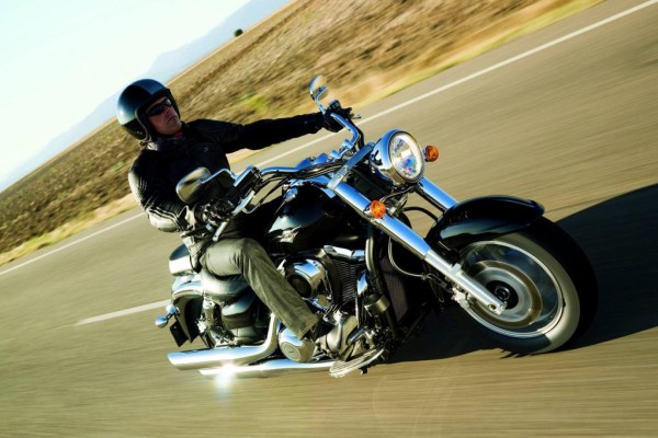Fahrbericht Kawasaki VN 1700 Classic: Cruising in Overdrive 