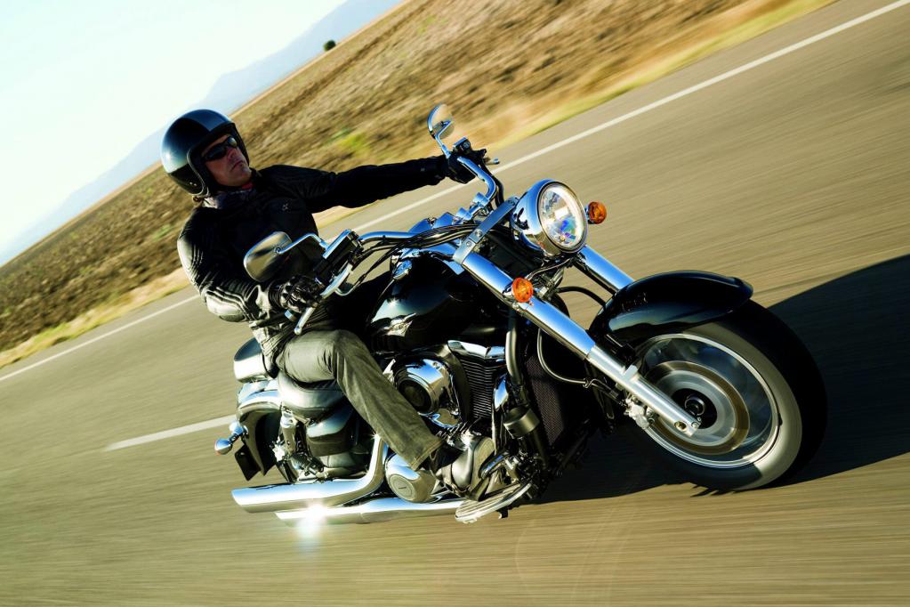Fahrbericht Kawasaki VN 1700 Classic: Cruising in Overdrive 