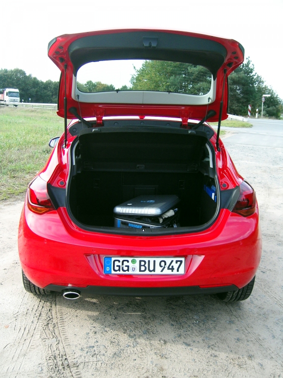Fahrbericht Opel Astra 1.4 Turbo Ecotec: Neuer Schick in der Kompaktklasse - Bild(8)