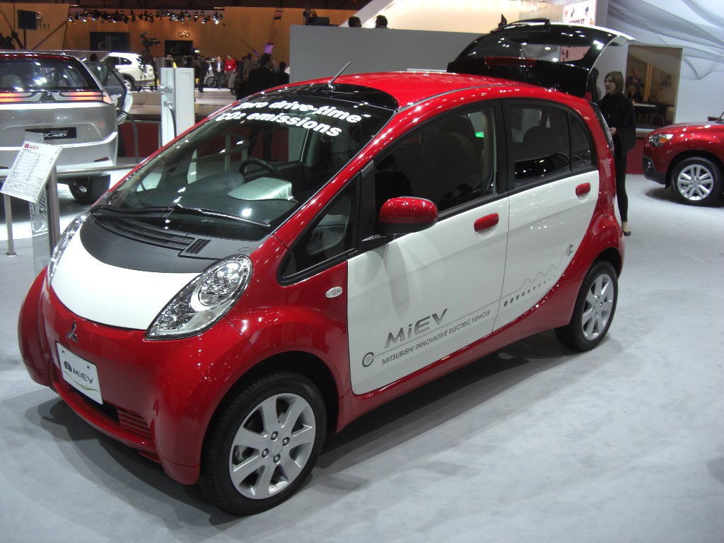 Genf 2010 Alternative Antriebe: Lexus CT 200 h, Porsche 911 GT3 R Hybrid, Toyota Auris Hybrid