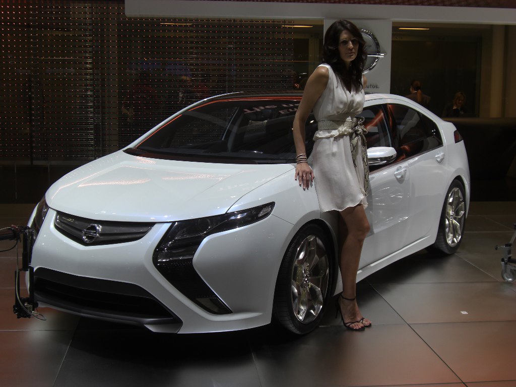 Genf 2010 Alternative Antriebe: Lexus CT 200 h, Porsche 911 GT3 R Hybrid, Toyota Auris Hybrid