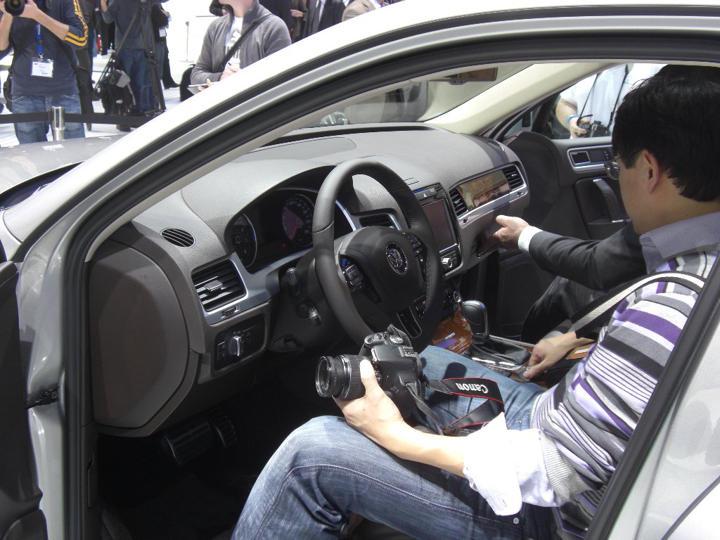 Genf 2010 Alternative Antriebe: Lexus CT 200 h, Porsche 911 GT3 R Hybrid, Toyota Auris Hybrid