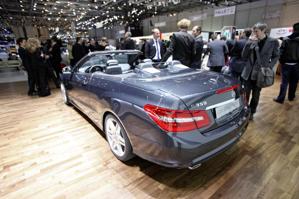 Genf 2010: Mercedes-Benz öffnet die E-Klasse - Bild