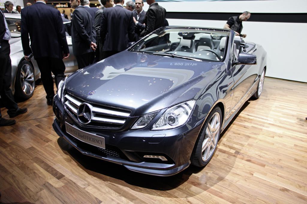 Genf 2010: Mercedes-Benz öffnet die E-Klasse