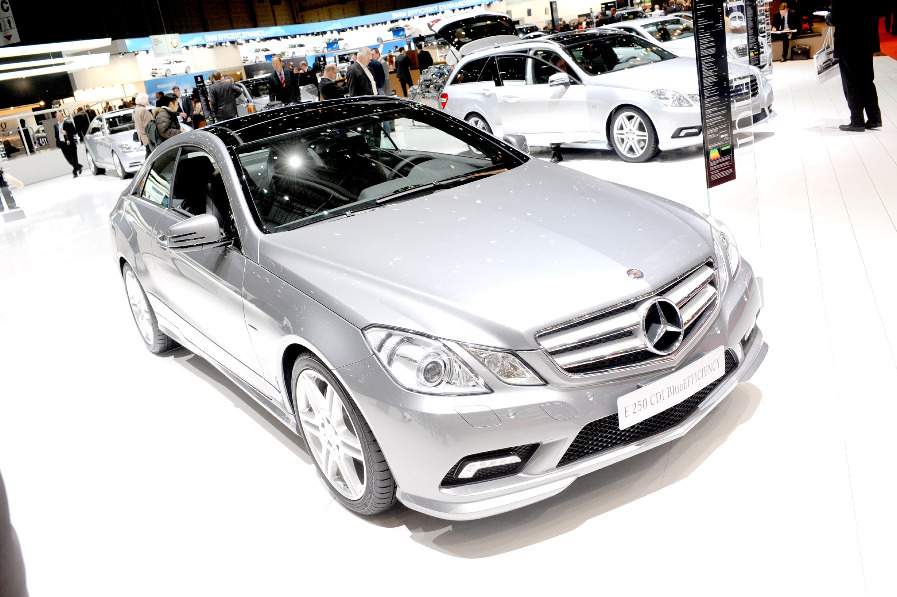 Genf 2010: Mercedes-Benz öffnet die E-Klasse