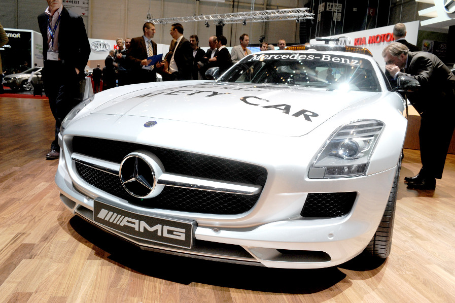 Genf 2010: Mercedes-Benz öffnet die E-Klasse