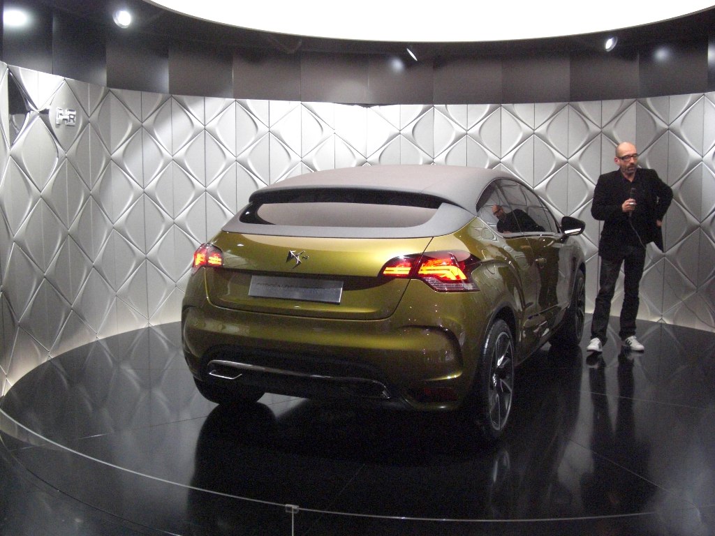 Genf 2010 Studien: Mercedes-Benz F 800 Style und Toyota FT-86
