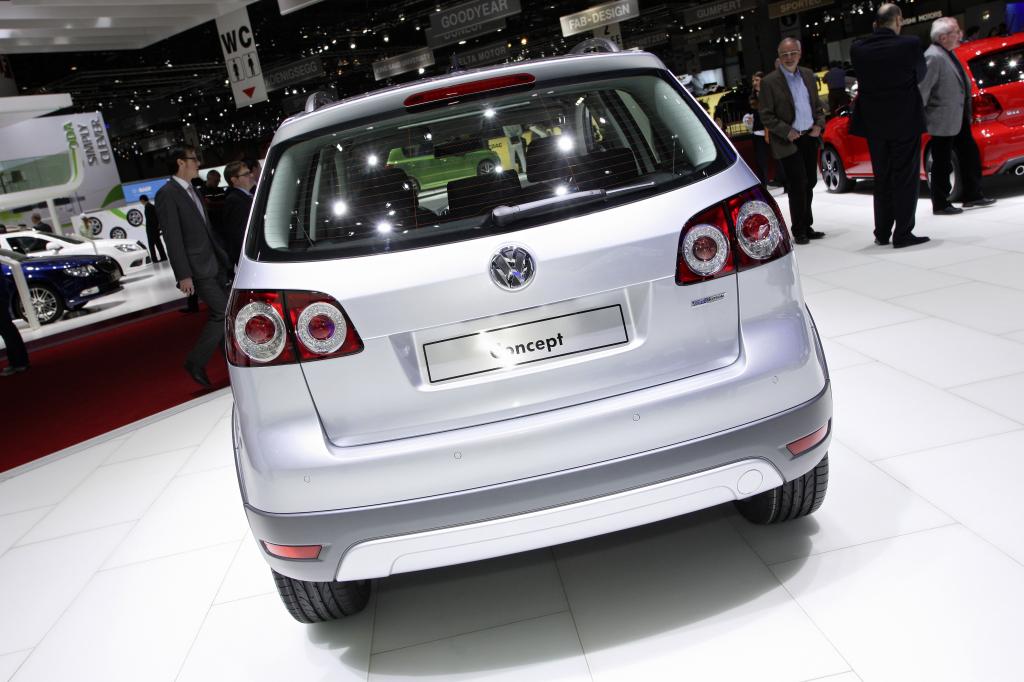 Genf 2010: Volkswagen legt Polo und Golf höher - Bild(10) - Bild(10)