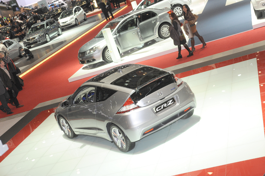 Genfer Autosalon 2010: CR-Z kombiniert Hybridantrieb und 6-Gang-Schaltgetriebe