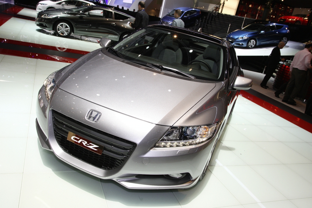 Genfer Autosalon 2010: CR-Z kombiniert Hybridantrieb und 6-Gang-Schaltgetriebe