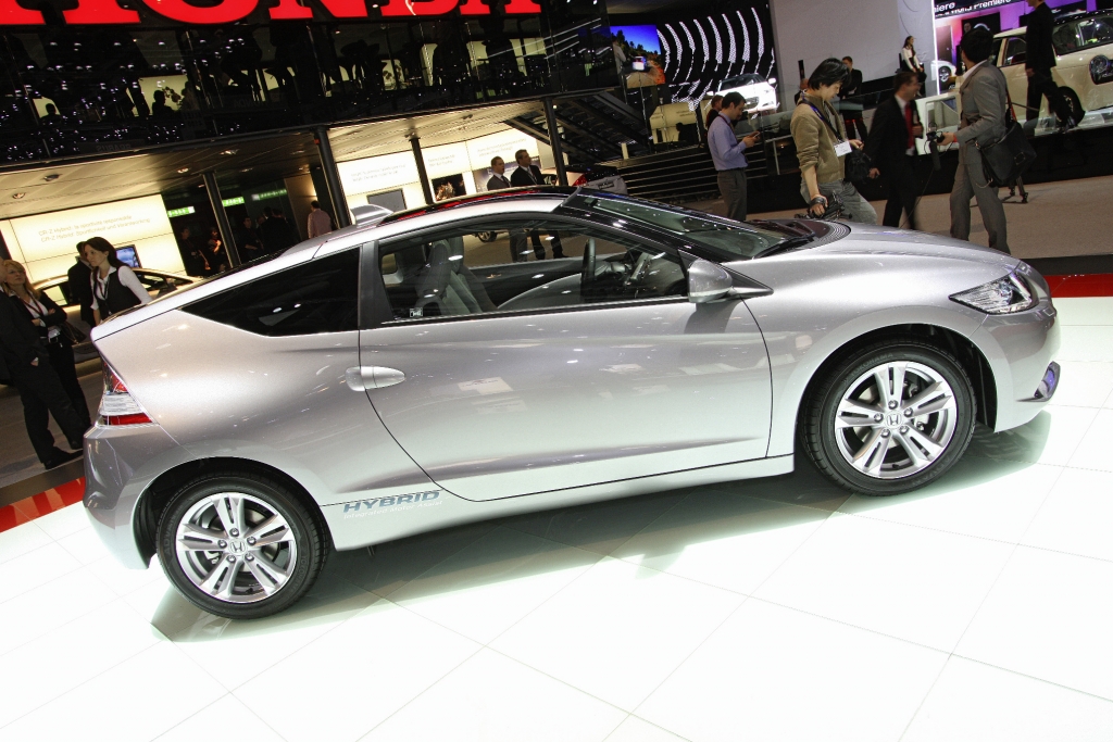 Genfer Autosalon 2010: CR-Z kombiniert Hybridantrieb und 6-Gang-Schaltgetriebe