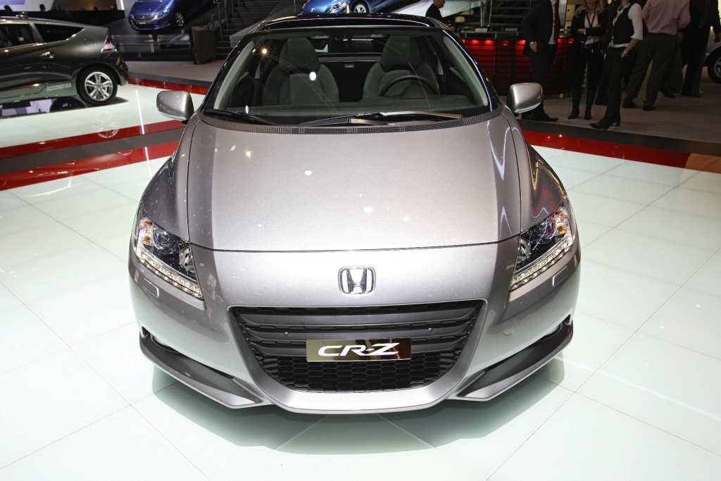 Genfer Autosalon 2010: CR-Z kombiniert Hybridantrieb und 6-Gang-Schaltgetriebe