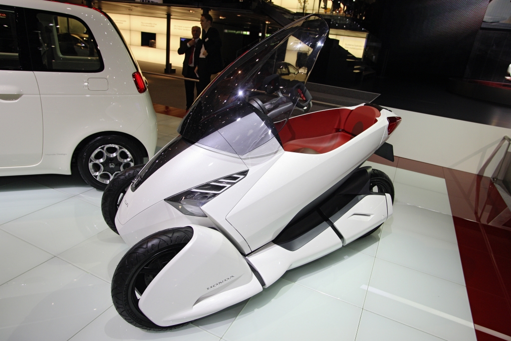 Genfer Autosalon 2010: Honda nur auf drei Rädern