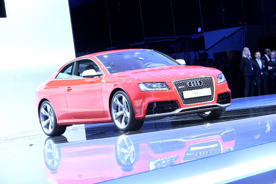 Genfer Salon 2010: Effizienz-Maßstab – der Audi A8 hybrid