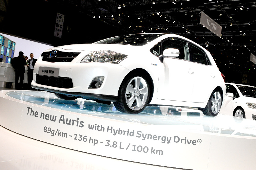 Genfer Salon 2010: Mit dem Auris Hybrid will Toyota neuen Meilenstein errichten