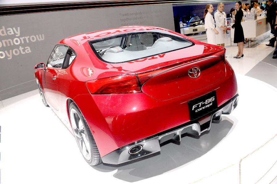 Genfer Salon 2010: Mit dem Auris Hybrid will Toyota neuen Meilenstein errichten