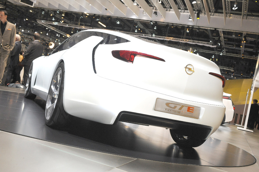 Genfer Salon 2010: Opel-Weltpremieren