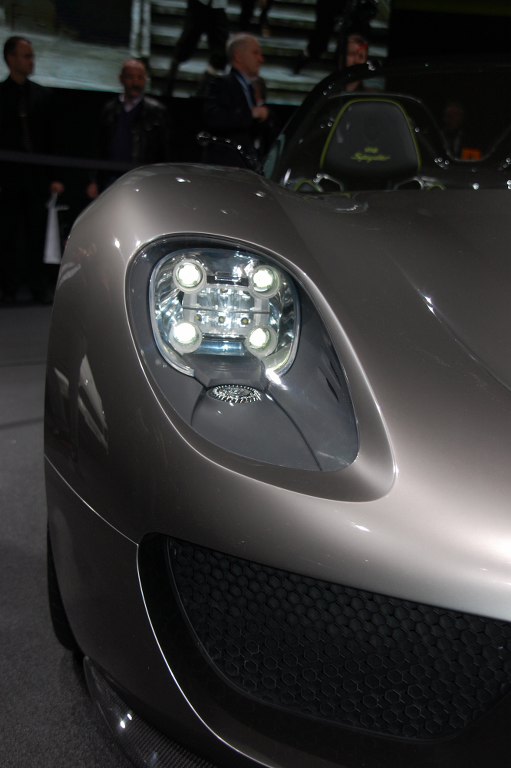 Genfer Salon 2010: Porsche präsentiert einen Super-Spyder