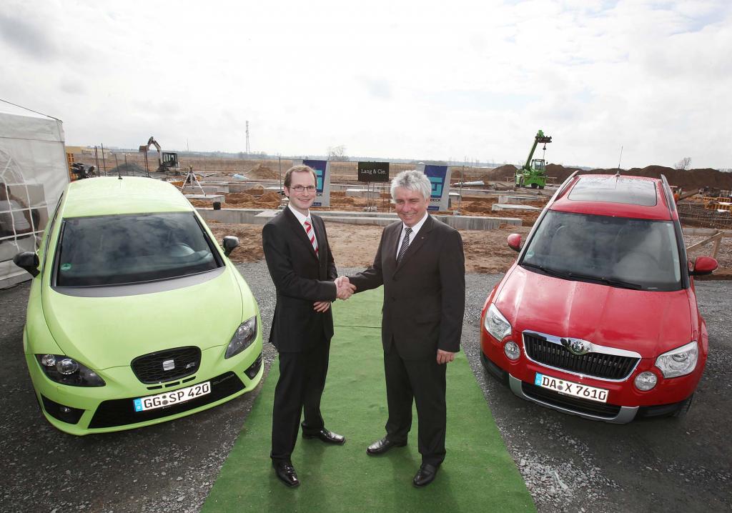 Grundsteinlegung für Deutschlandzentralen von Seat und Škoda Auto