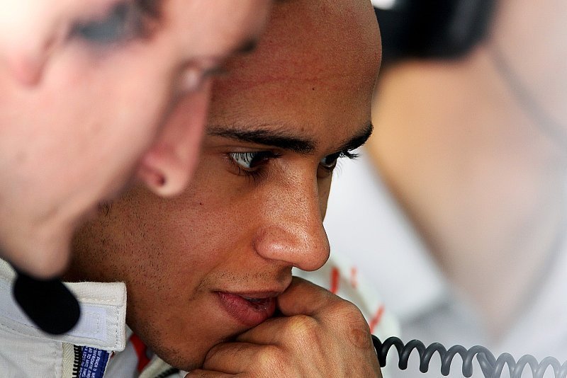 Hamilton &uuml;berw&auml;ltigt von Platz vier: Zu wenig Abtrieb