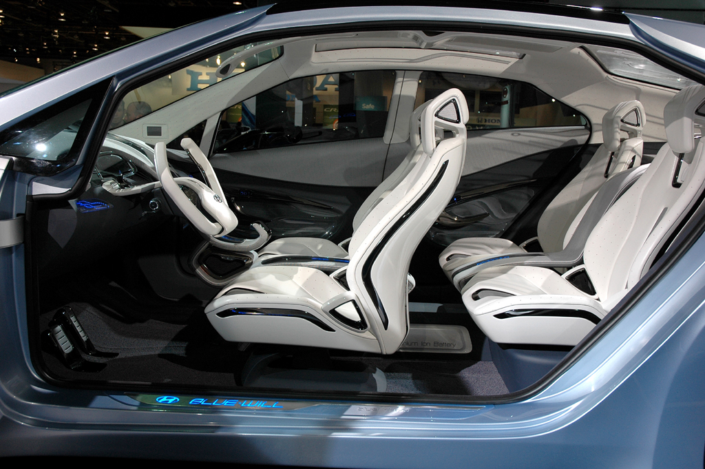 In Detroit vorgestellt: Hyundai-Elektrostudie Blue Will, Innenraum. 