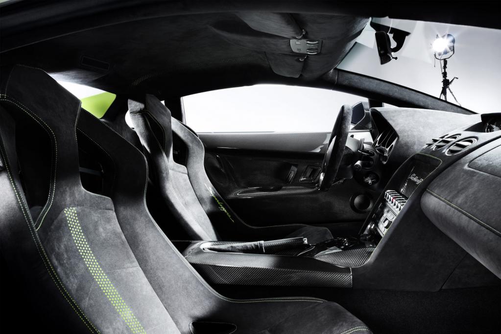 Lamborghini Gallardo Superleggera: Leicht und laut 