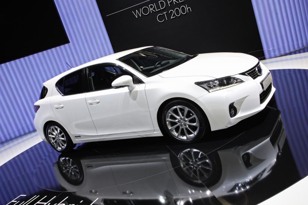 Lexus CT 200 h.
