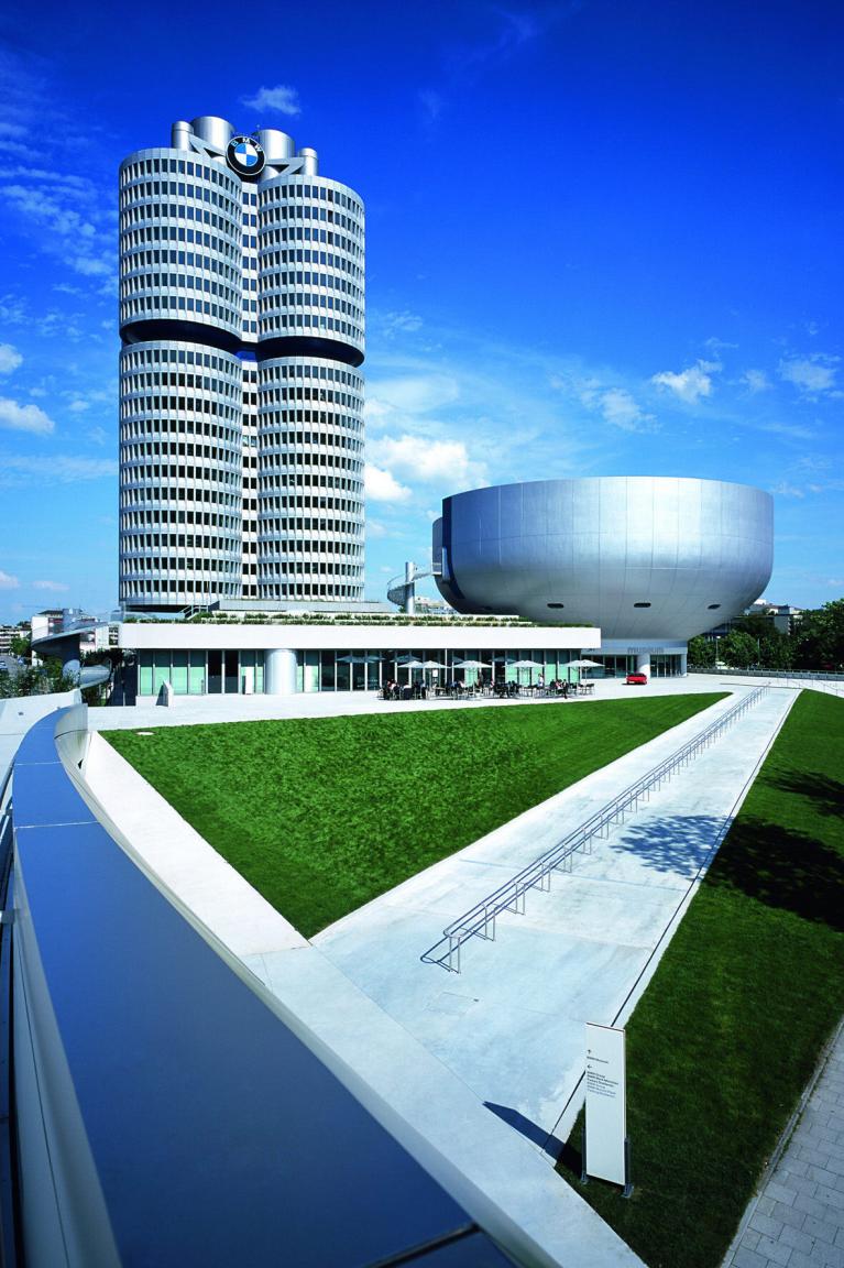 Lieber BMW Welt als Frauenkirche 