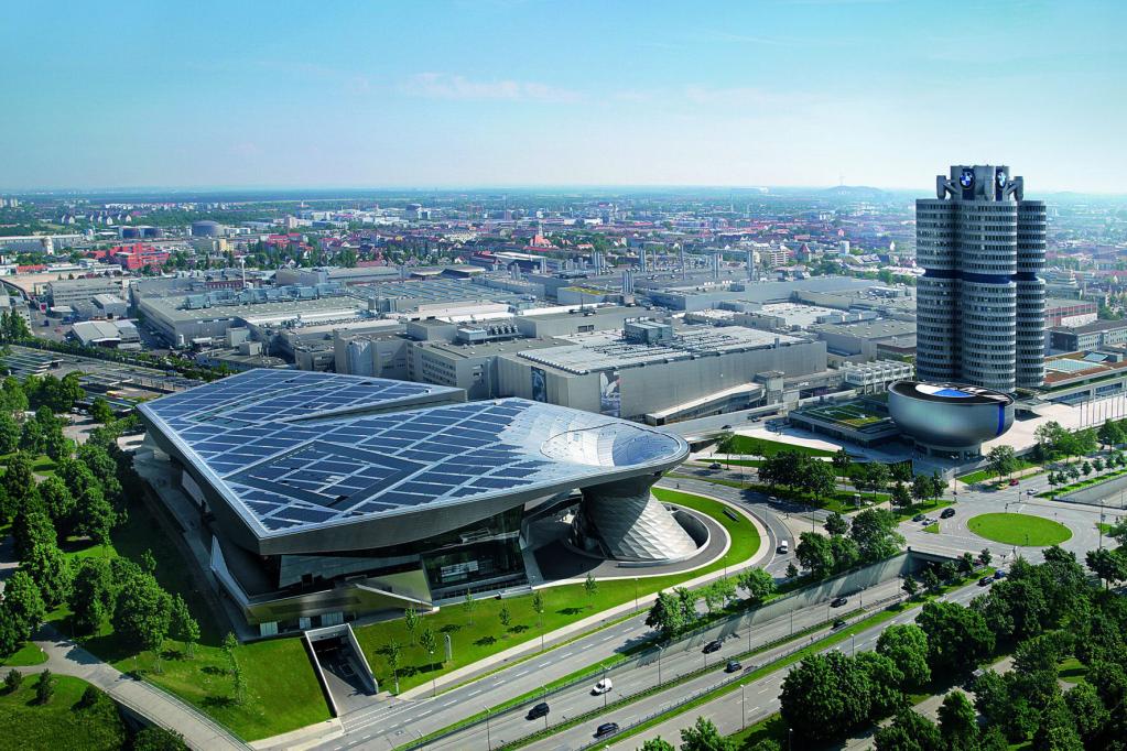 Lieber BMW Welt als Frauenkirche 
