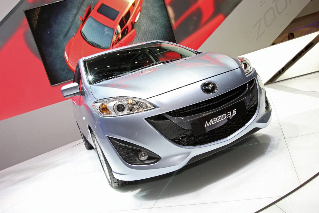 Mazda 5.