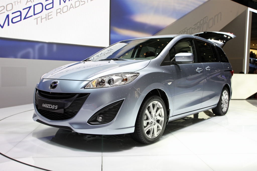 Mazda 5.