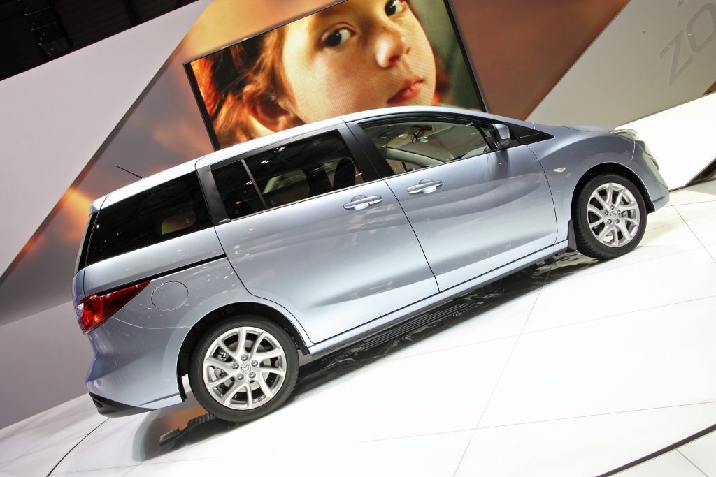Mazda 5.