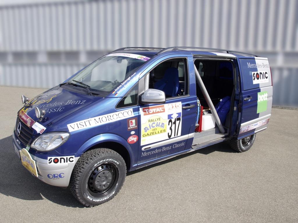 Mercedes-Benz Viano 4matic für die Rallye Aicha des Gazelles. 